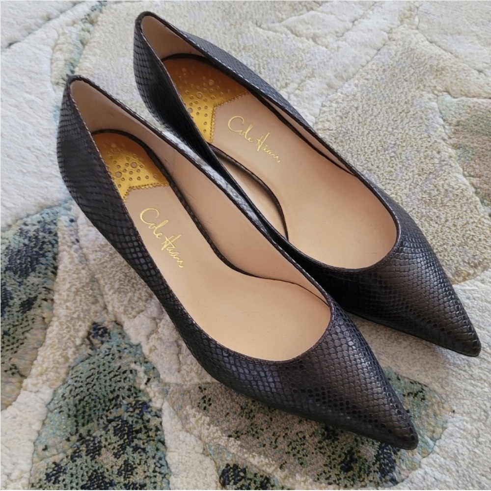 Cole Haan Nike Air Collection Brown Pumps; Size 7”B”